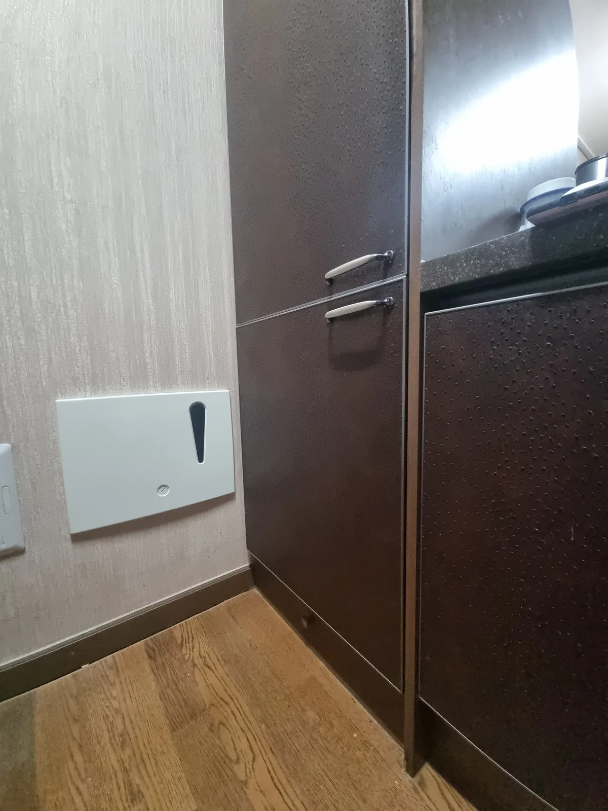 서울 노원구 폴딩도어 런너 교체 시공 후